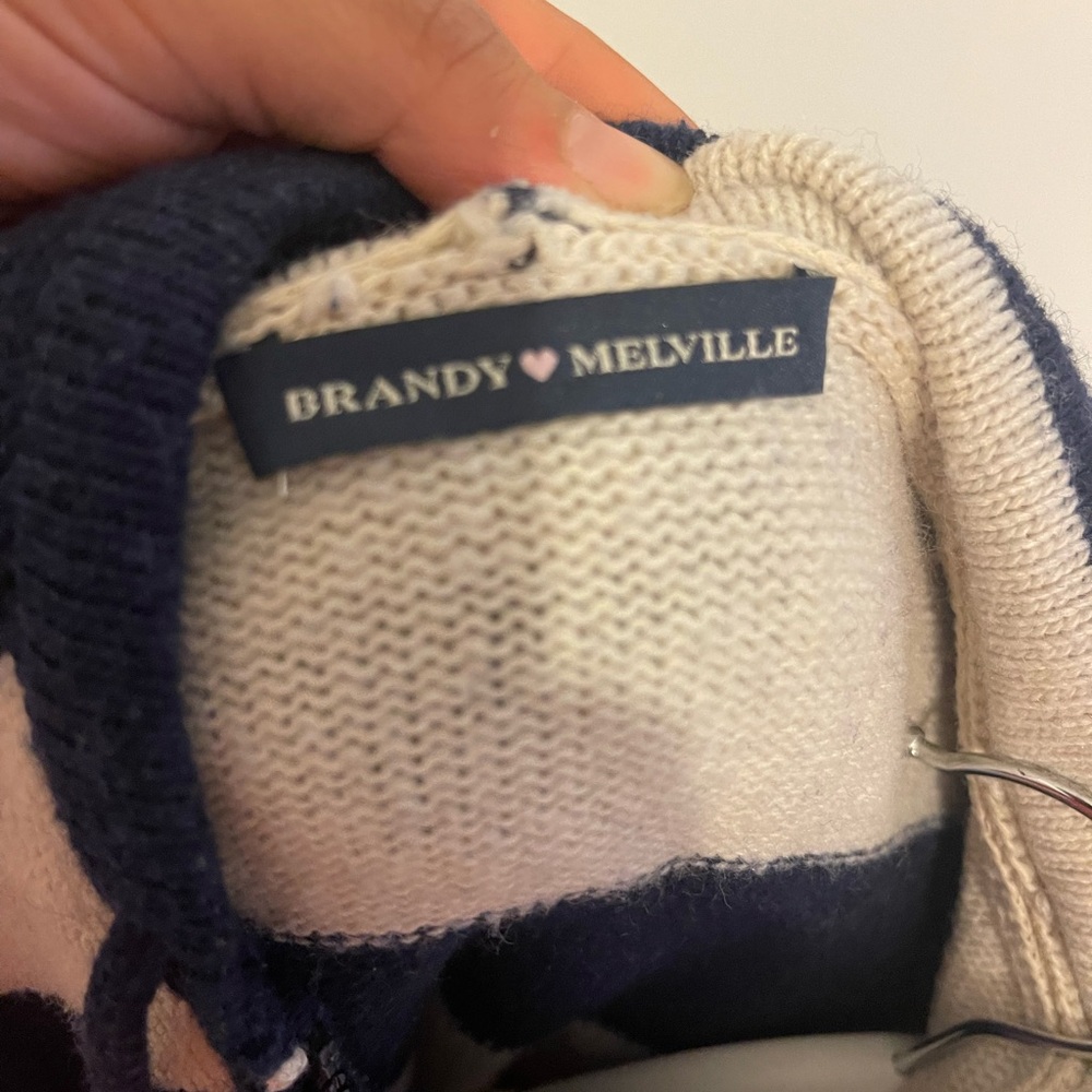 Brandy Melville Navy and Cream Knit Sweater - Picture 3 of 3